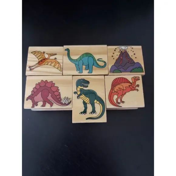 Lot Of Wooden Rubber Ink Stamp Set Dinosaur Scrapbook Arts And Crafts Kids 226 - Picture 1 of 13